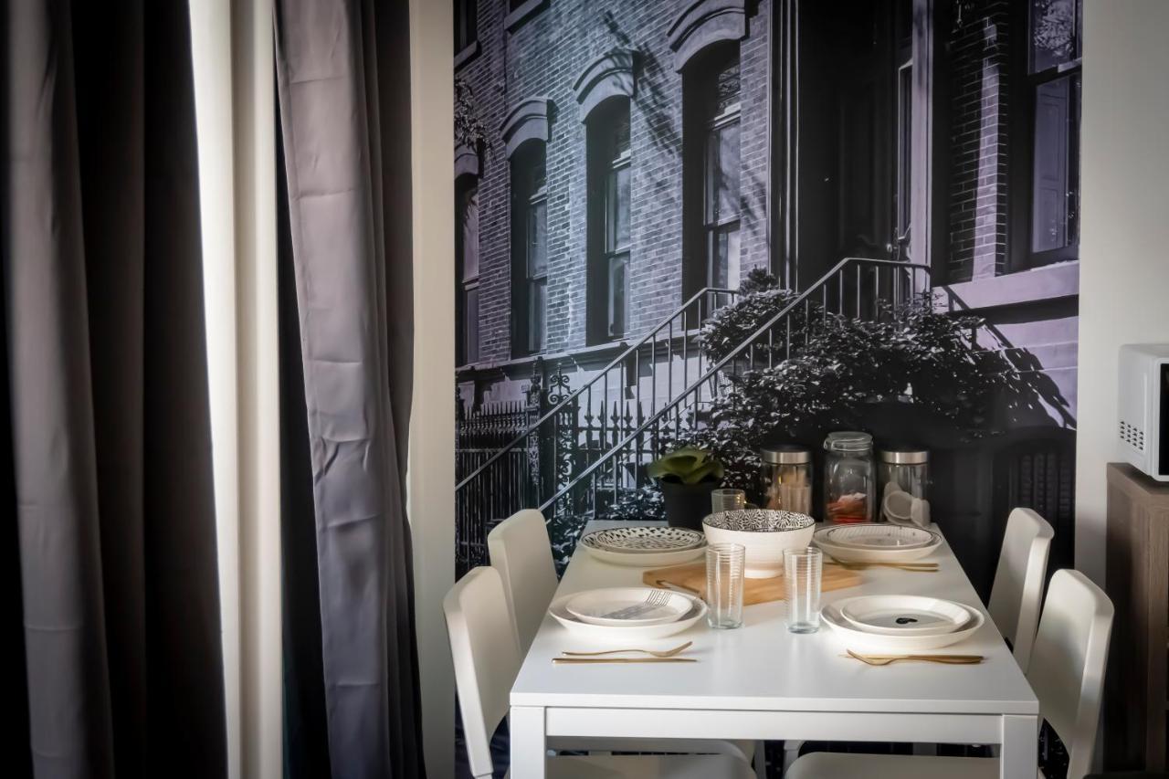 Superbe Appartement Avec Patio Nimes Exterior photo